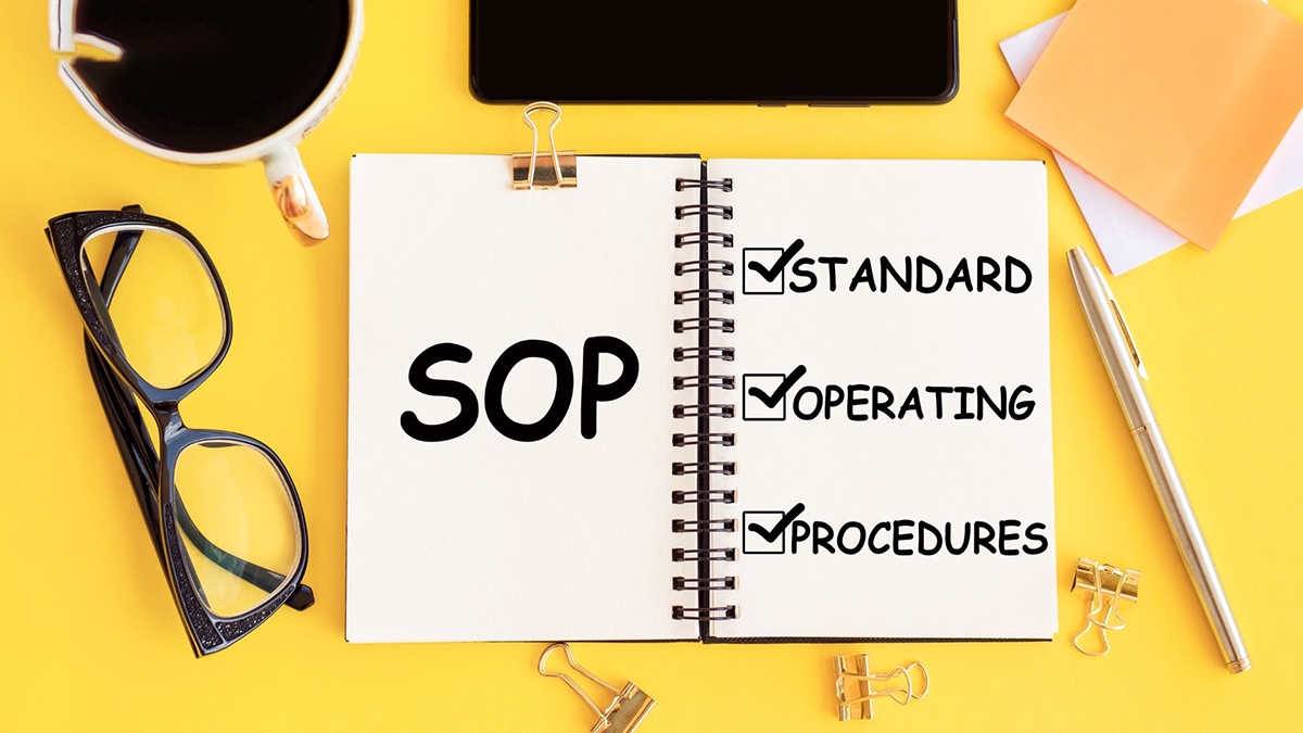 "Mở khóa" tri thức doanh nghiệp: Biến mớ tài liệu quy trình (SOP) hỗn độn thành cỗ máy trả lời tự động