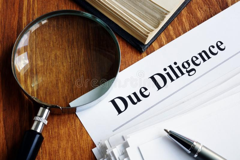 Due Diligence (Thẩm định doanh nghiệp) Là Gì? Check-list Toàn Diện Dành Cho CEO