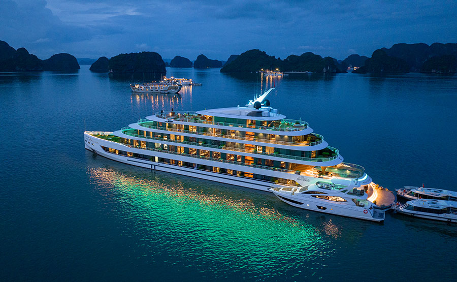 Dịch Vụ Quản Lý Gia Sản (Wealth Management): Chinh Phục Giới Siêu Giàu Qua Các Ấn Phẩm Tạp Chí Thượng Lưu